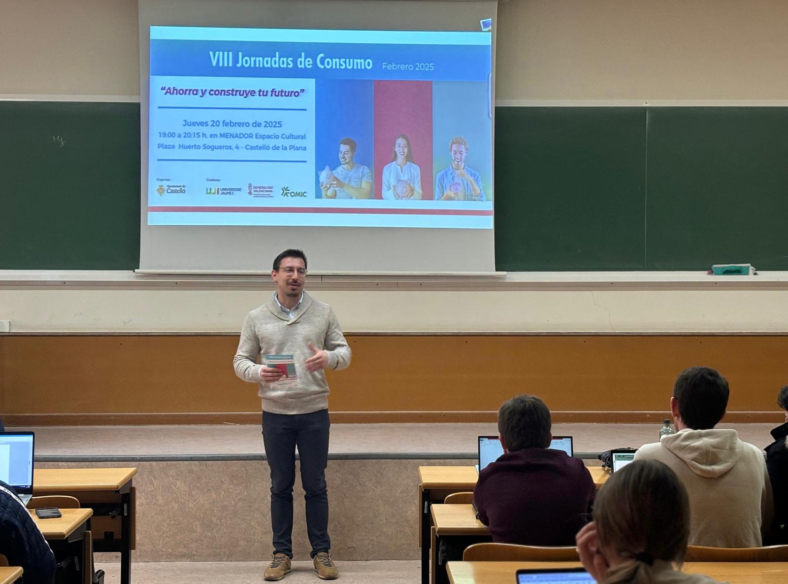 Castelló impulsa l'educació financera amb una xarrada en l'UJI dins de la VIII edició de les Jornades de Consum