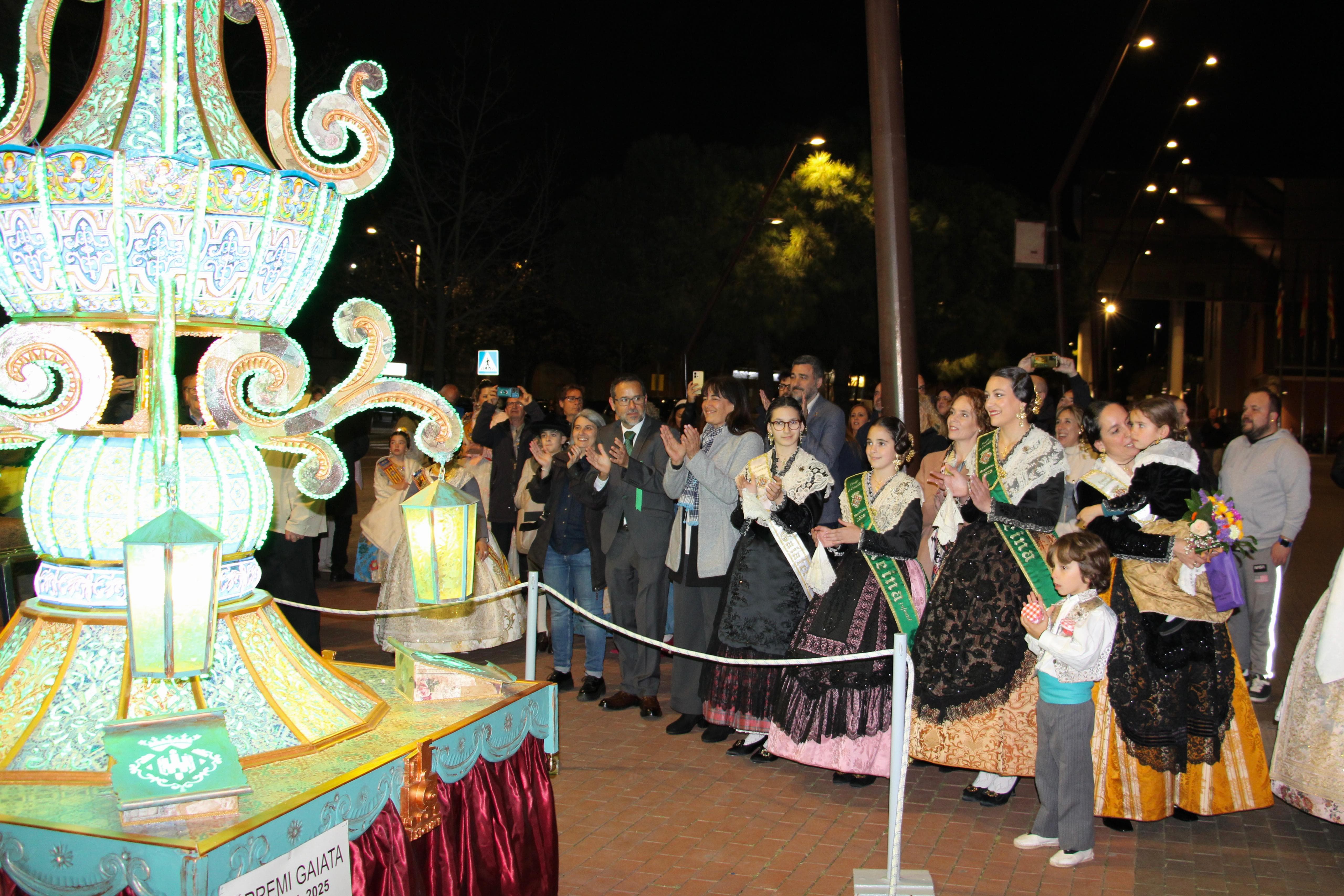 Les festes de la Magdalena enlluernen a Gavà amb la 'Encesa' de la Gaiata infantil guanyadora